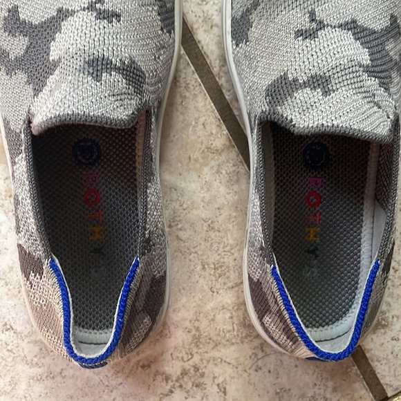 Rothy’s The Kids Sneaker Grey Camo - Picture 4 of 15